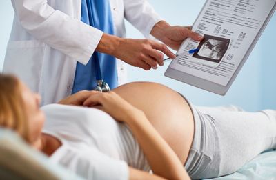 Как сохранить беременность после ЭКО?
